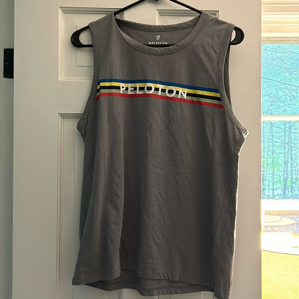 Women’s large Peloton USA rainbow tank top